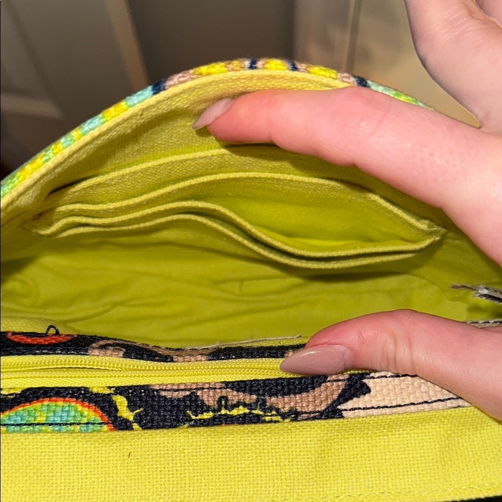 LIKE NEW Spartina 449 Tan and Brown Crossbody Bag - Picture 7 of 8